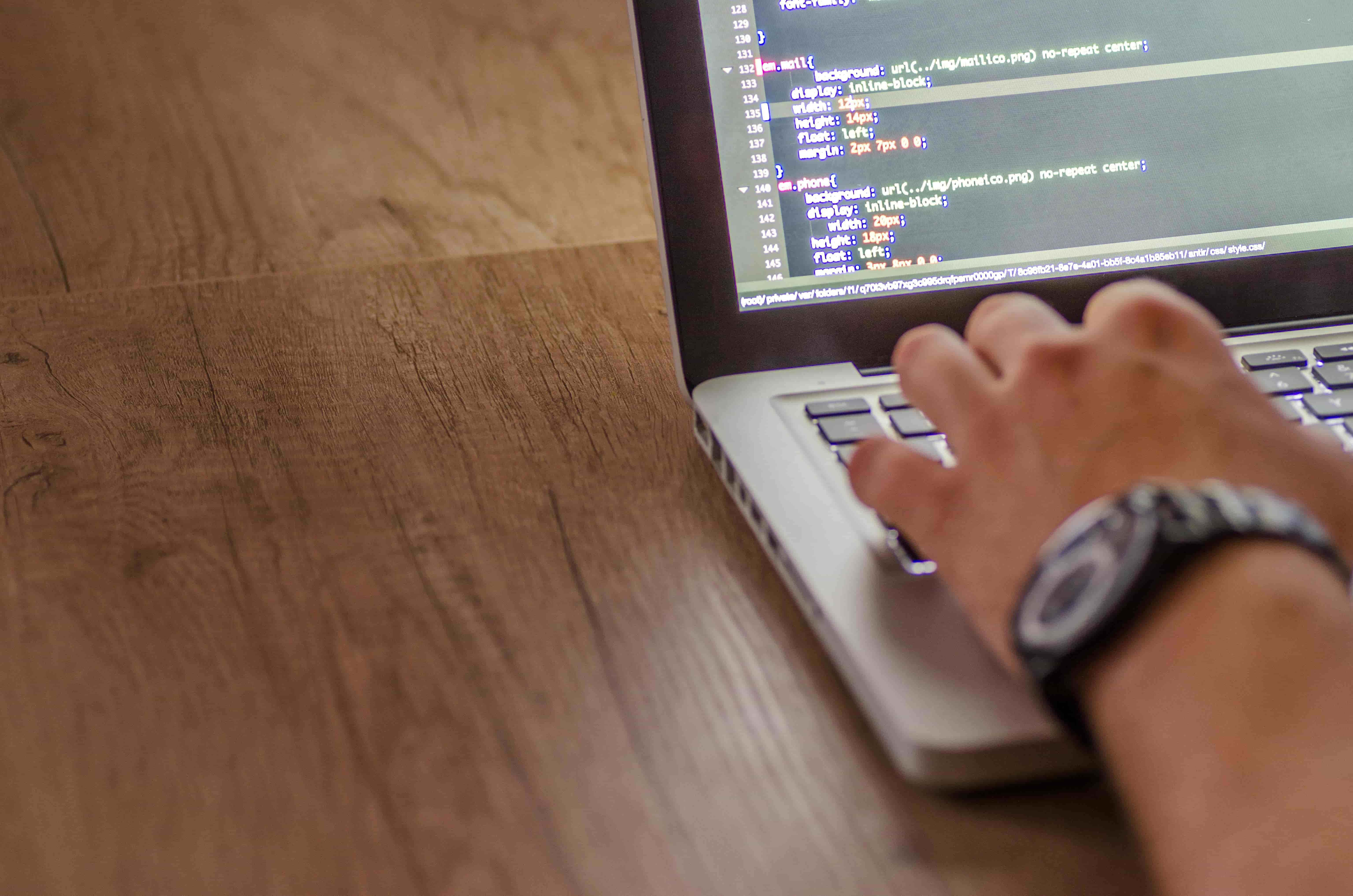 Customowe rozwiązania dla sklepów internetowych - Wtyczki na zamówienie.